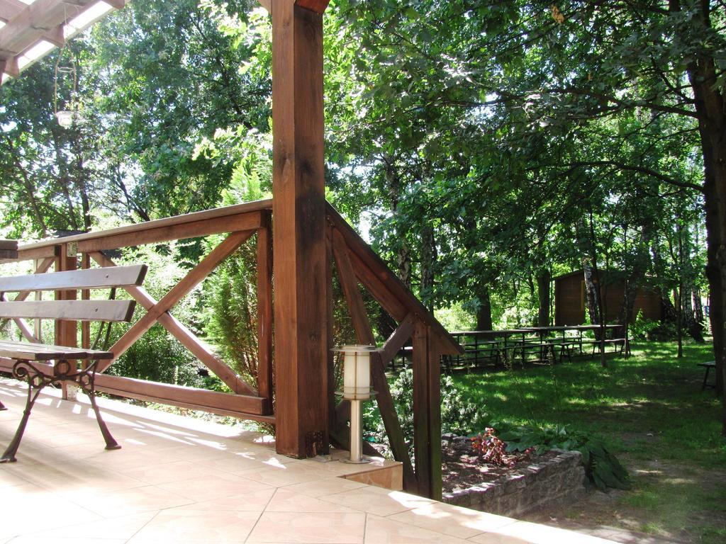 Park Na Wojskiego Bed & Breakfast Марки Екстериор снимка